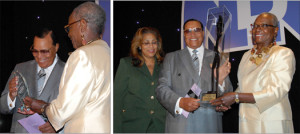 Min. Farrakhan receives awards from the National Dental Association in Chicago. Photos: Haroon Rajaee